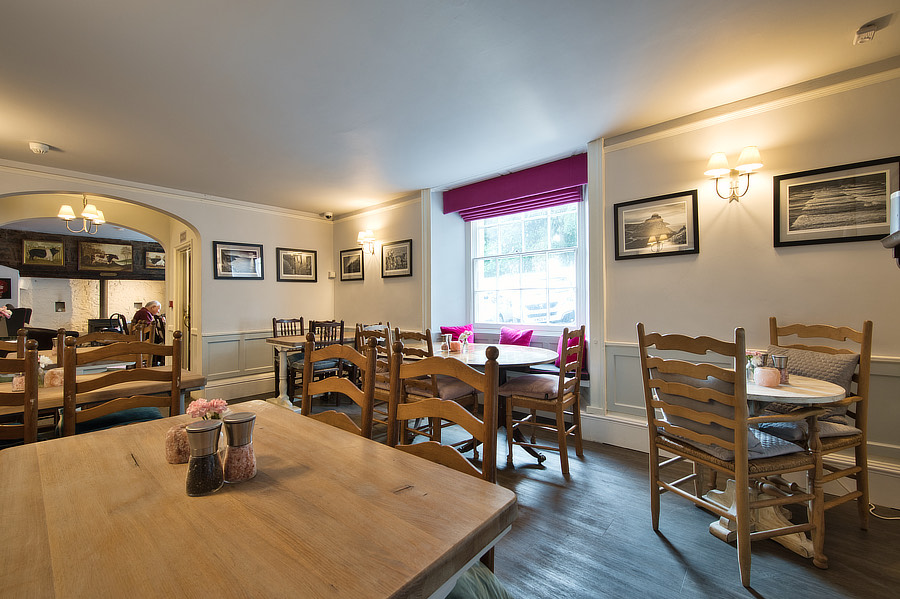 red lion oakford, restuarant exmoor, accommodation exmoor, pub exmoor, bed breakfast exmoor